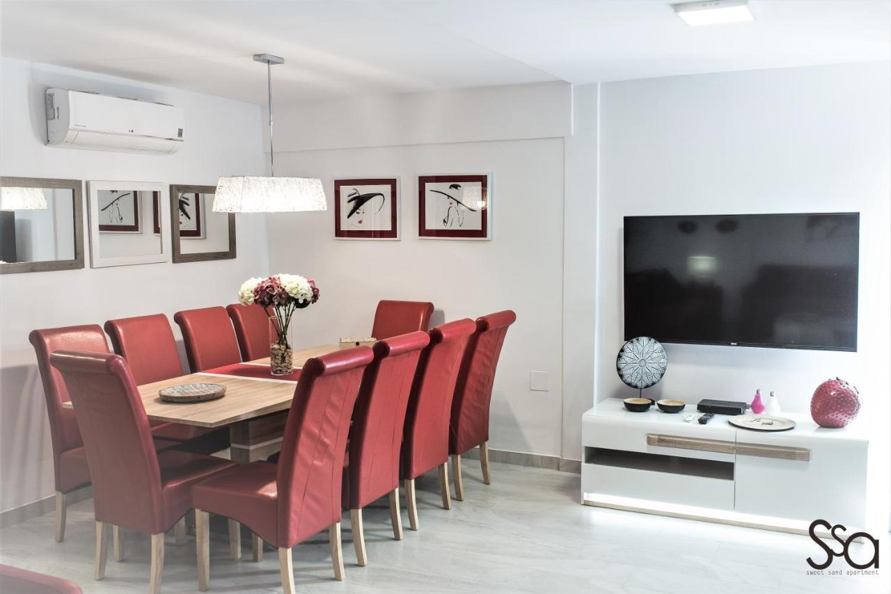 My Sweet Red Apartment بينايدورم المظهر الخارجي الصورة